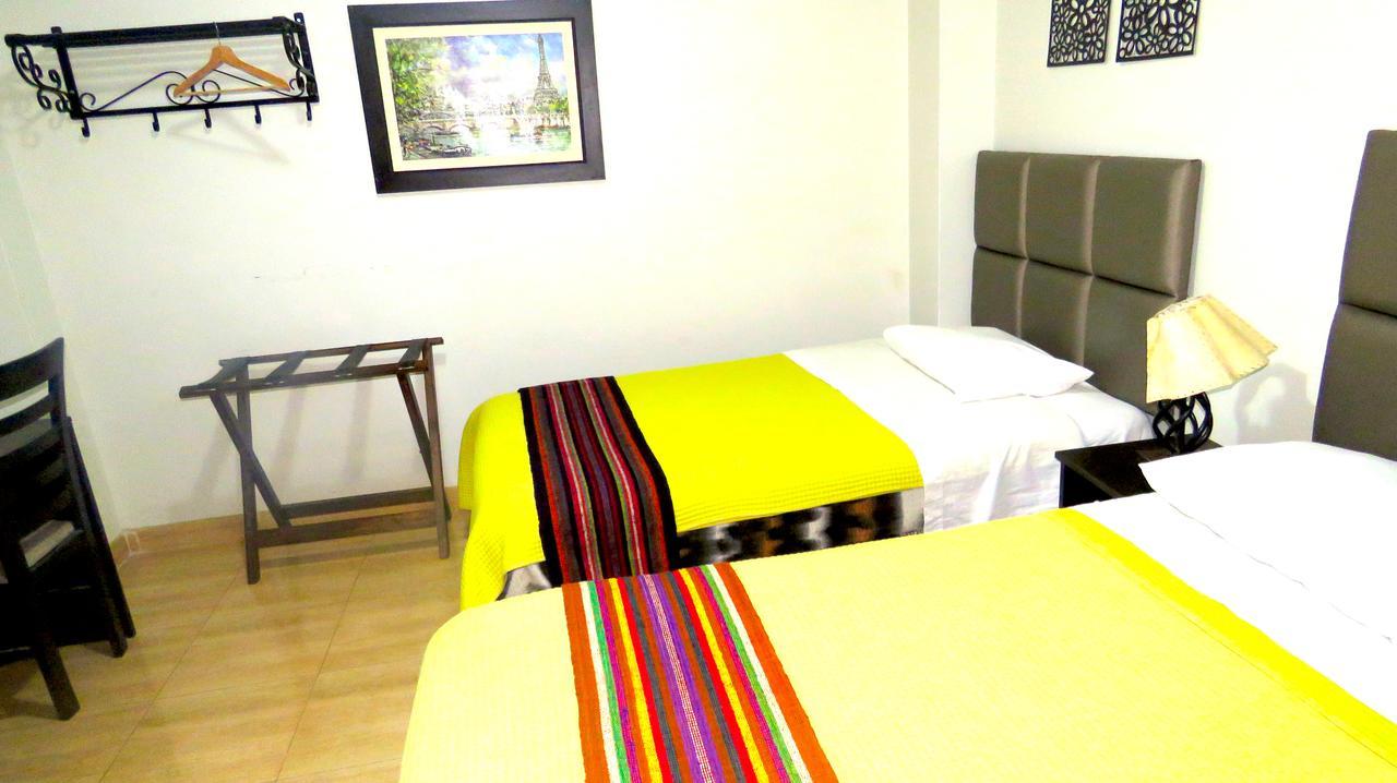 Hostal Mica Abancay Esterno foto