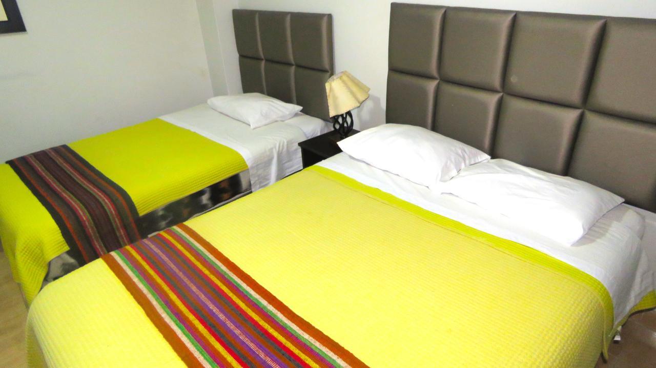 Hostal Mica Abancay Esterno foto