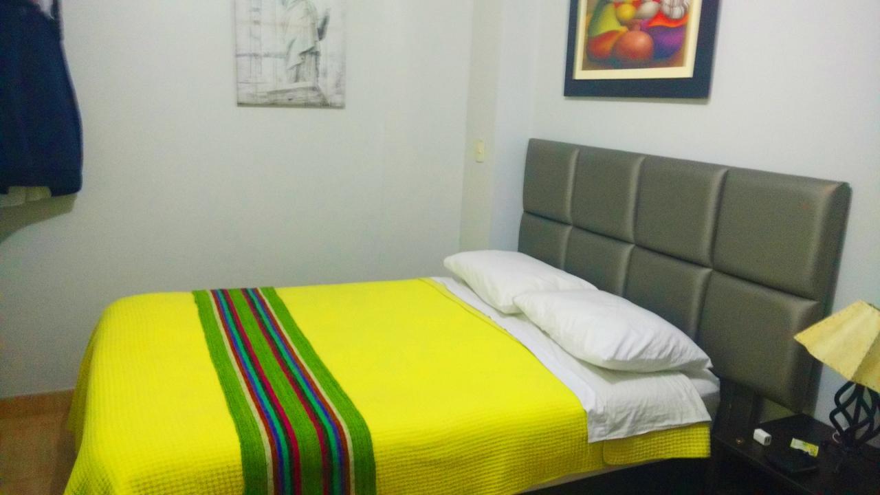 Hostal Mica Abancay Esterno foto