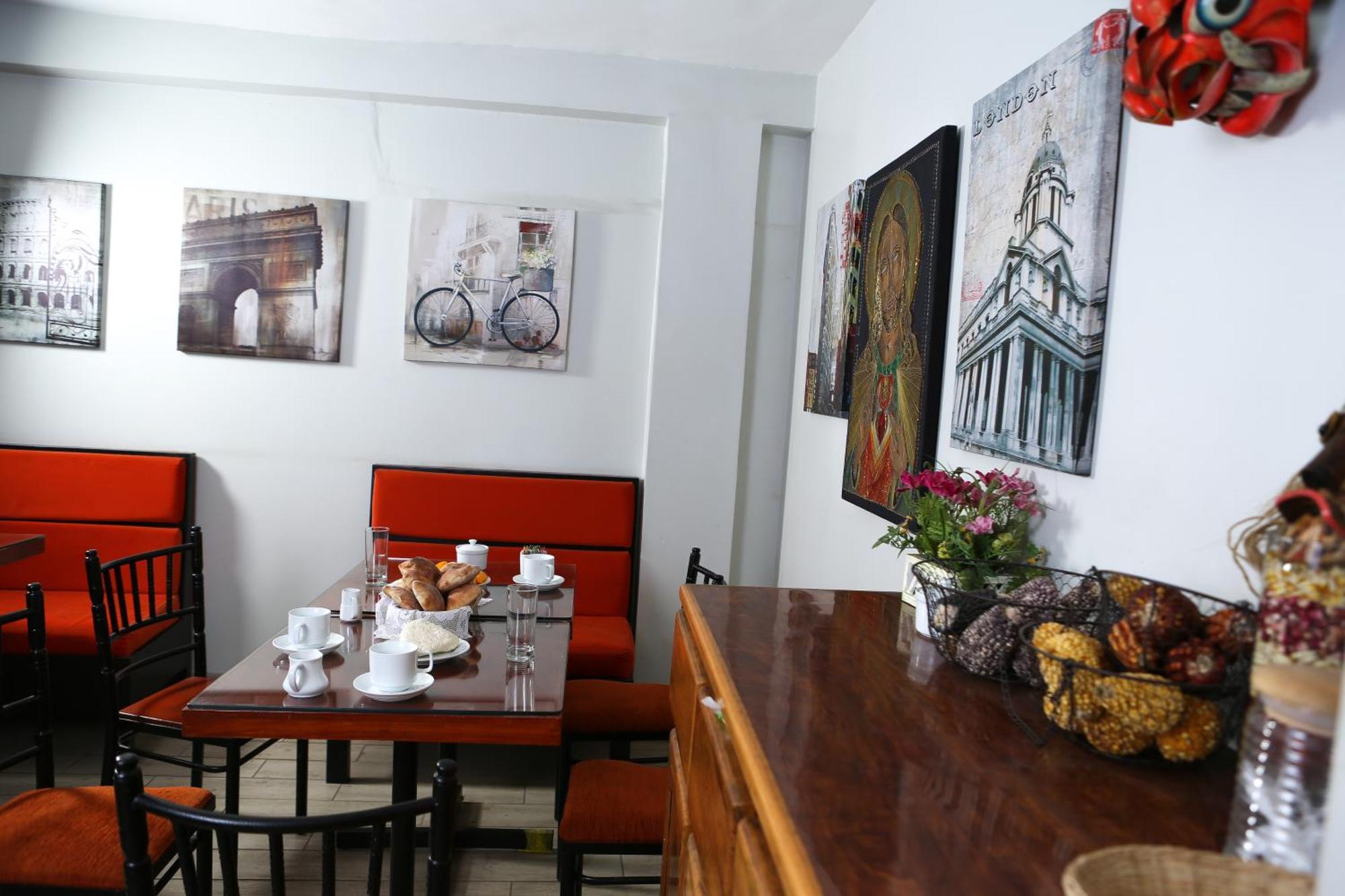 Hostal Mica Abancay Esterno foto